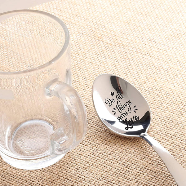 Funny Spoon Engraved for Women Men Kids - Tea Party Favors -  Alice in Wonderland Gifts for Women Teens Friends - Perfect Gifts for  Birthday/Valentine/Christmas(Drink Me): Flatware